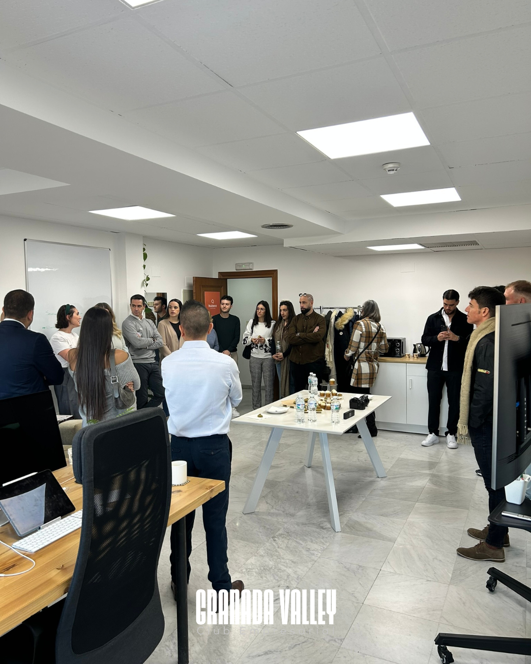 Ser autónomo ya no es un deporte de riesgo ¡Únete al universo Valley!